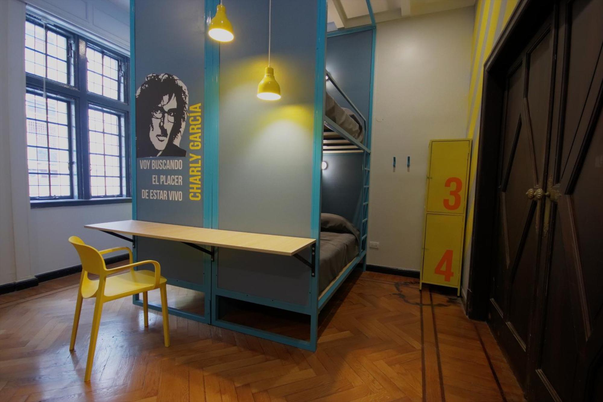 Play Hostel Garden Buenos Aires Exterior photo