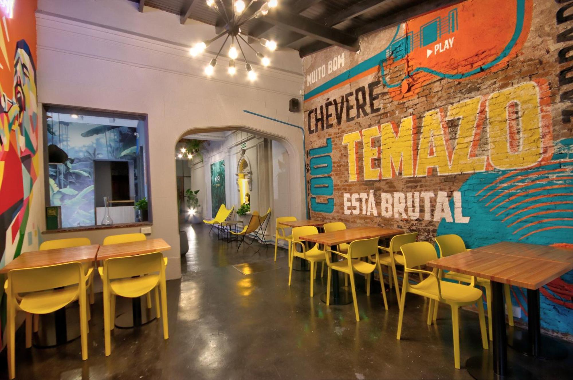 Play Hostel Garden Buenos Aires Exterior photo