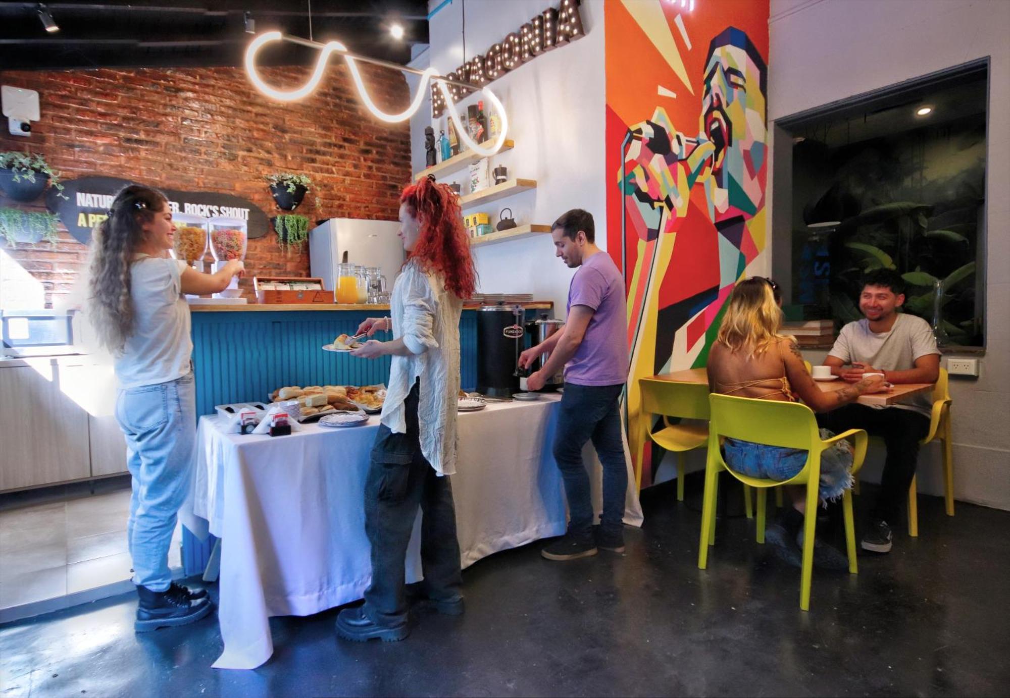Play Hostel Garden Buenos Aires Exterior photo