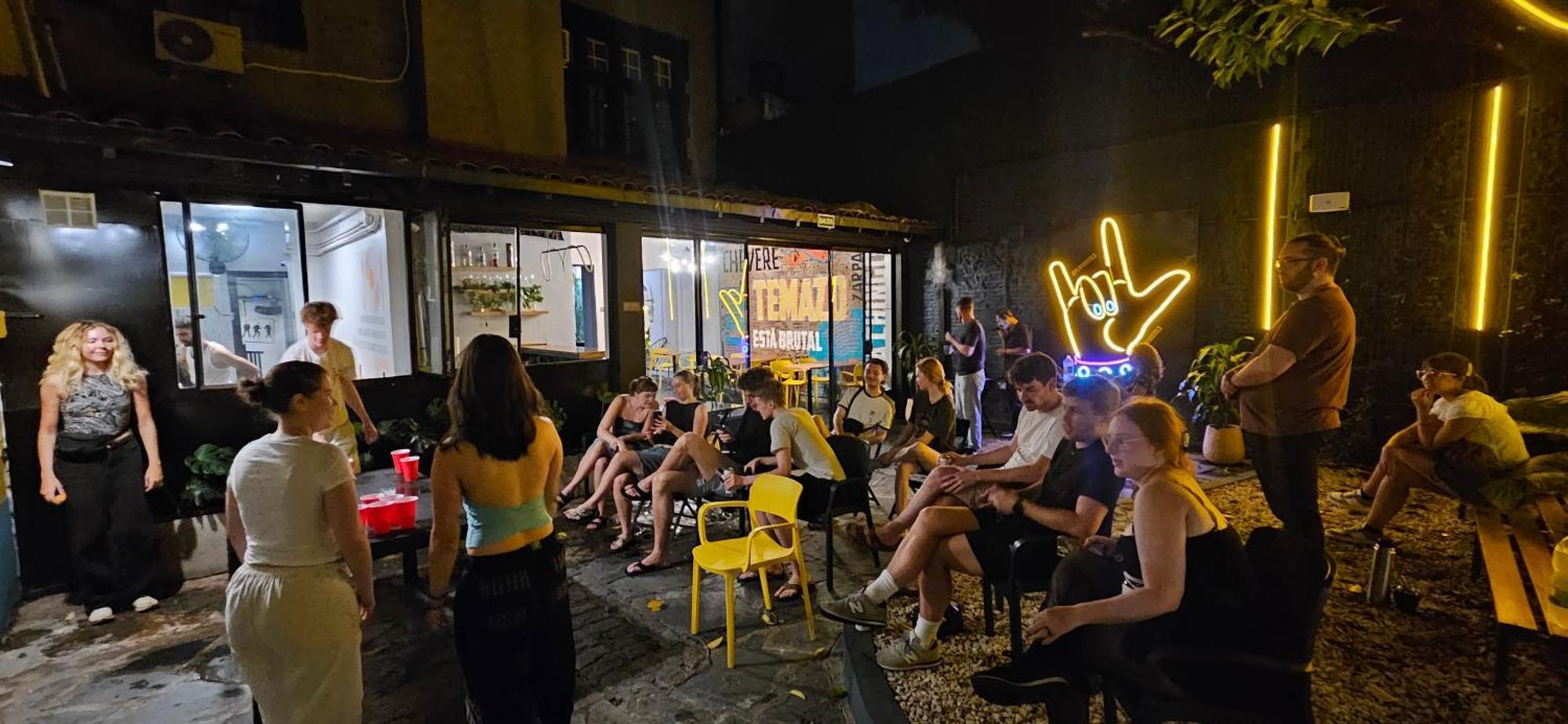 Play Hostel Garden Buenos Aires Exterior photo